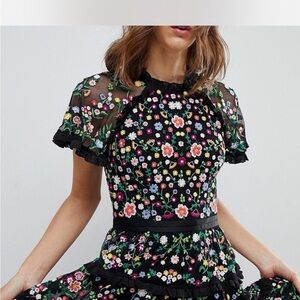 ✨✨SOLD✨✨Needle & Thread black lazy Daisy Floral Embroidered Dress 4